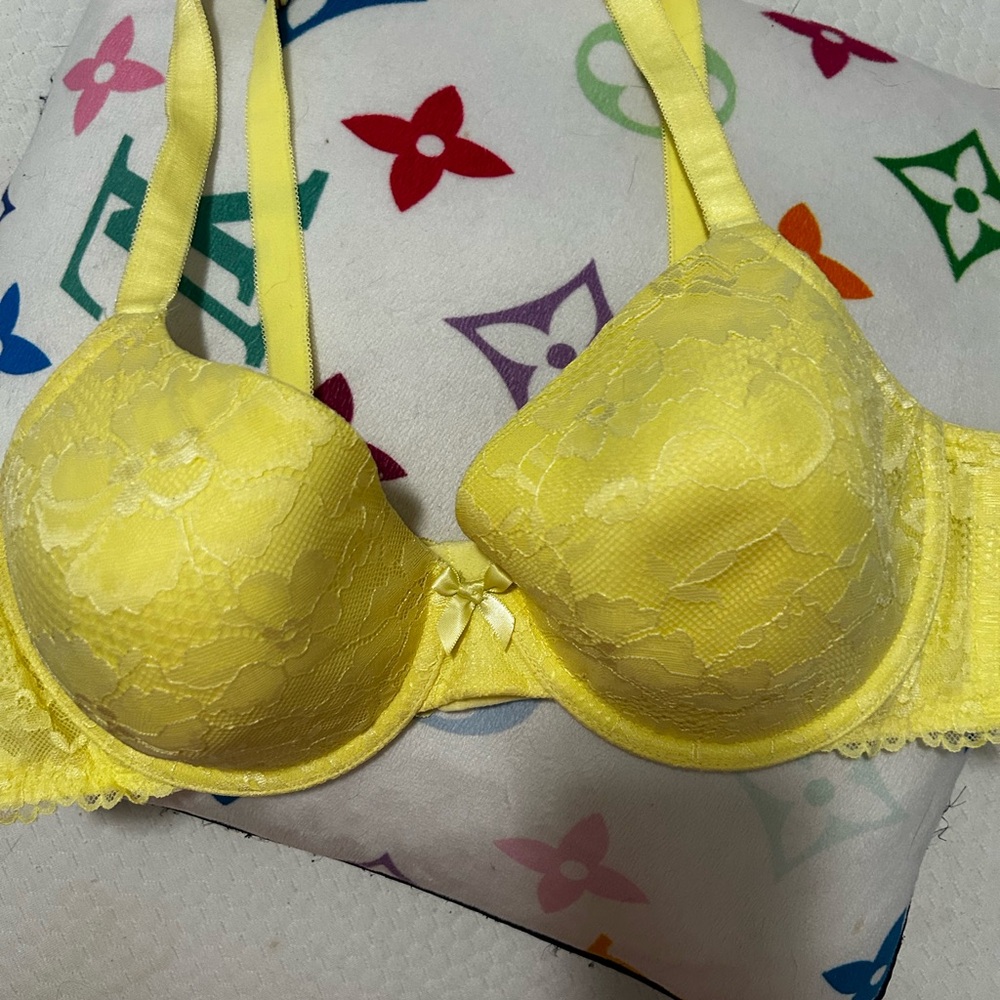 Savage X Fenty Yellow Lace Bra